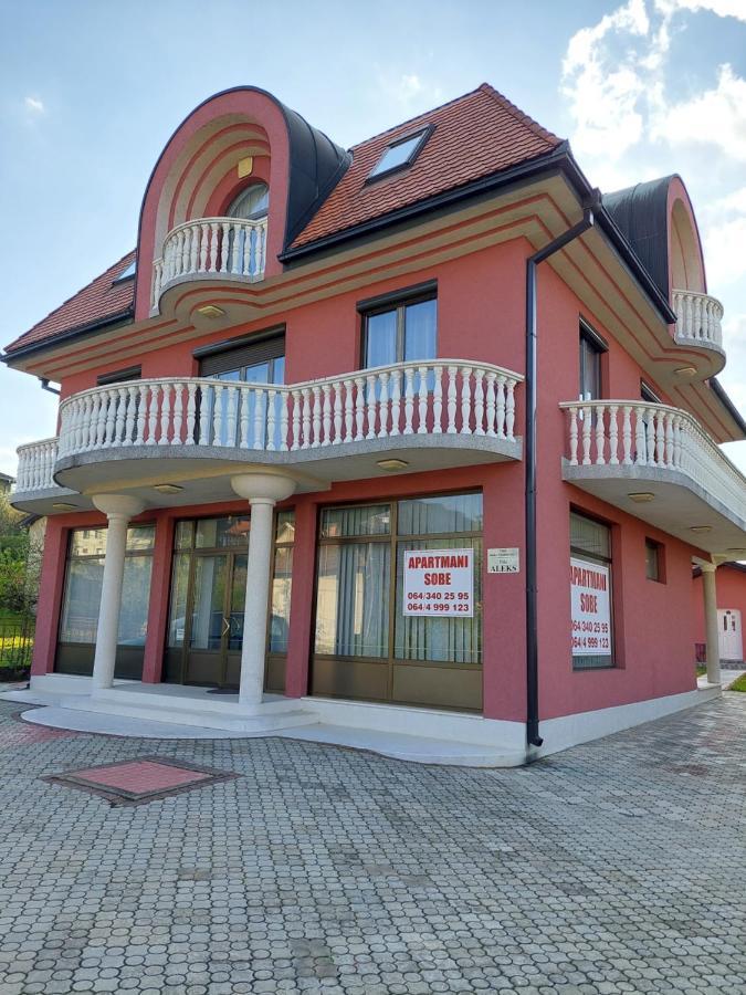Hotel Aleks Sobe à Banja Koviljača Extérieur photo